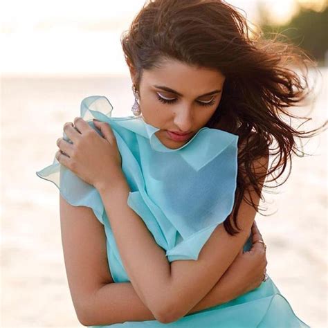 parineeti chopra ka sexy video|Parineeti Chopra debuts sexy new look after losing。